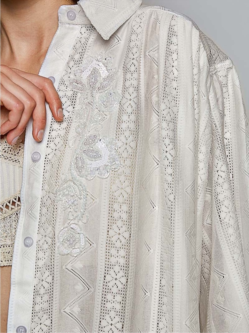 New. POL. Oversized long embellished shirt dress. Fits 14-18 US - Picture 3 of 5